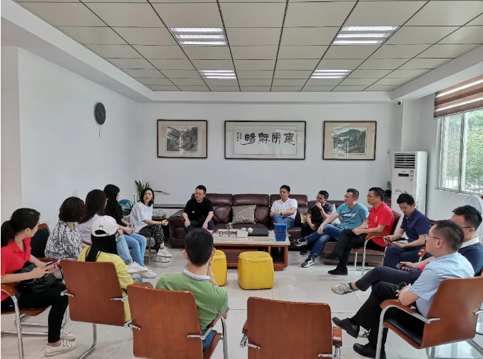 1590462713194761.png 微信截图_20200526110657.png